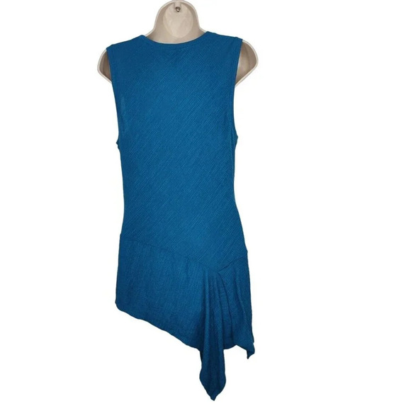 Melissa Paige Blue Texture Tank Tunic Top Women Size M Asymmetric Hem Sleeveless - Picture 4 of 7